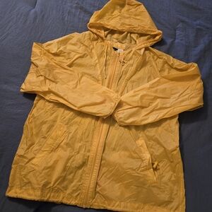 LL Bean ladies M yellow packable hooded rain jacket